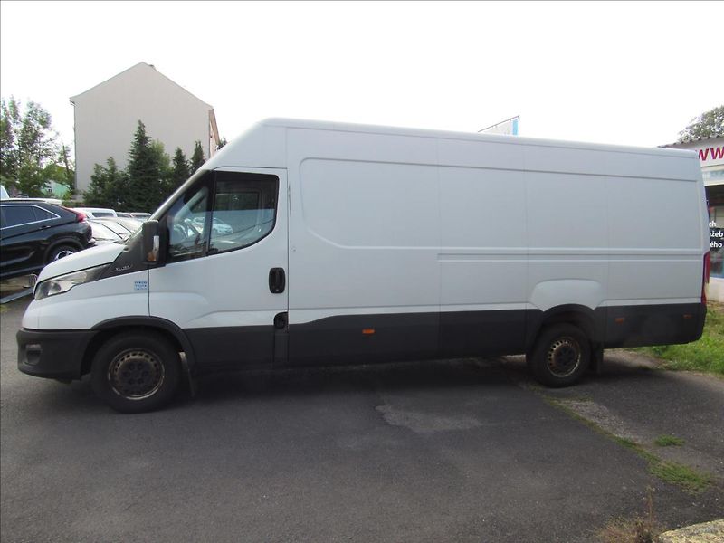Iveco Daily 2,3 L4H4 115kW Maxi  35S16 - fotka 7 z 32