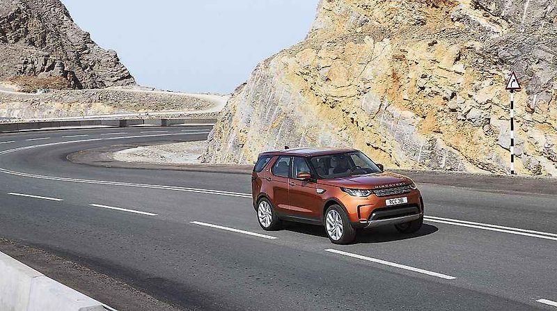Land Rover Discovery.