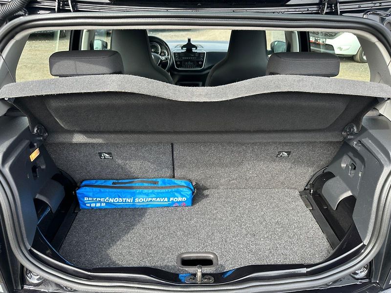 Volkswagen e-up! (2020) 60Kw - fotka 13 z 24