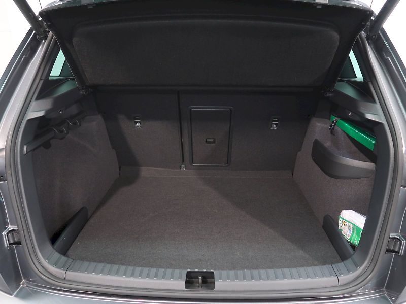 Škoda Karoq (2026) SPORTLINE 2.0TSI 140KW 4x4 DSG - fotka 44 z 46