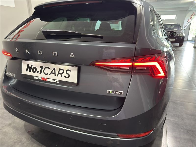 Škoda Octavia 1,5   TSI DSG 110KW CLEVER TOP - fotka 34 z 41