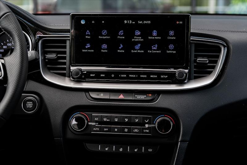 Kia ProCeed 1,5 T-GDi GPF  GT LINE PLUS - fotka 17 z 23