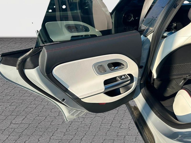 Mercedes-Benz CLA (2026) - fotka 9 z 10
