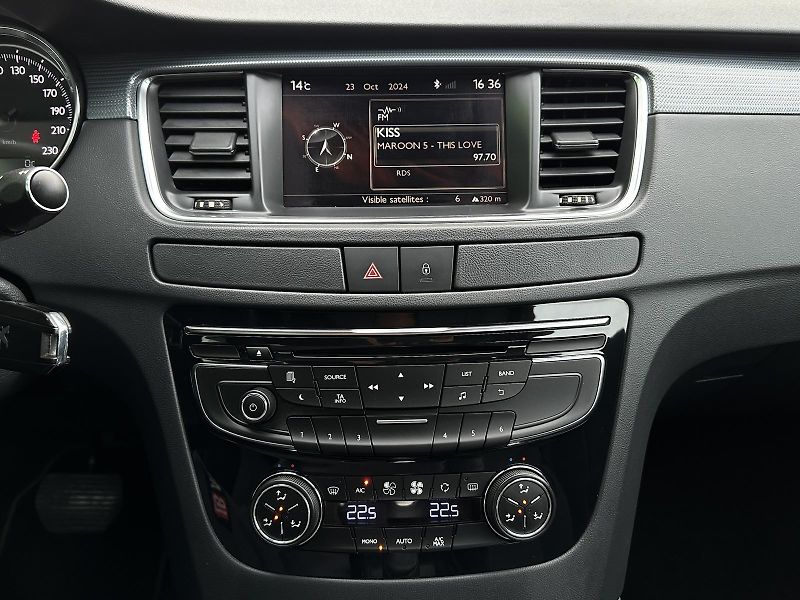 Peugeot 508 2.0HDi AT 163PS Bi-Xenon NAVI - fotka 19 z 36