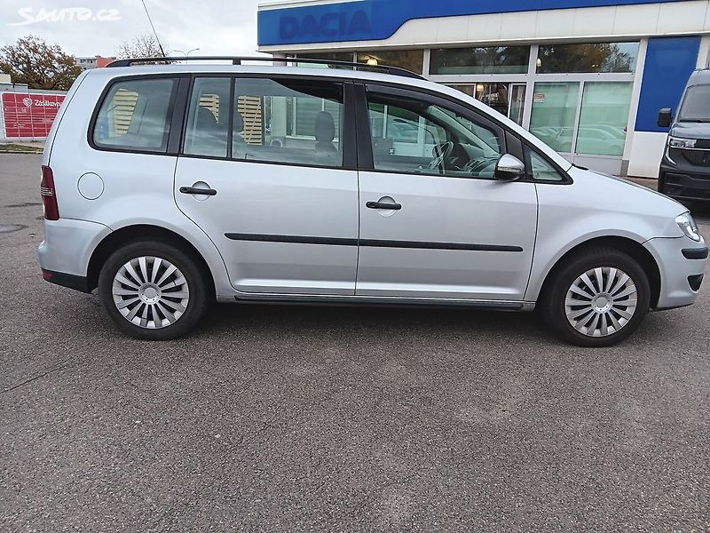 Volkswagen Touran 1.9 TDI 77kW - fotka 5 z 23