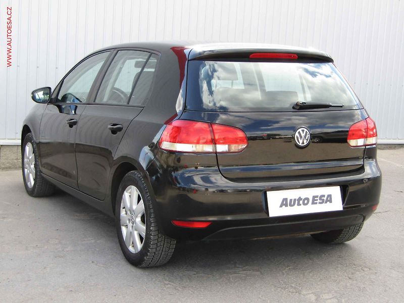 Volkswagen Golf (2009) 1.4 MPI, AC, výhřev sed - fotka 6 z 15
