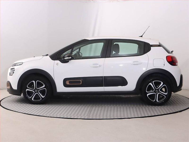 Citroën C3 (2023) 1.2 PureTech, Serv.kniha - fotka 3 z 19