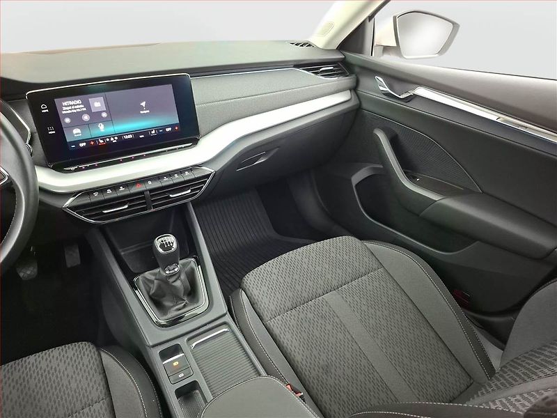 Škoda Octavia (2022) Style 1.0 TSI, ČR,1.maj - fotka 8 z 18
