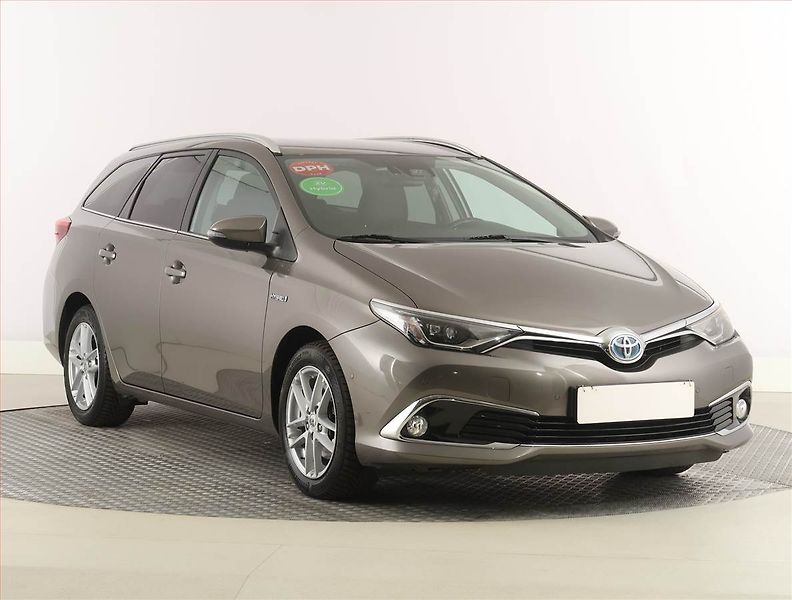 Toyota Auris (2018) Executive Hybrid, Automat, ČR - fotka 1 z 24