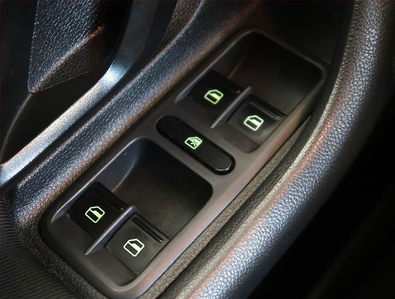 Škoda Roomster (2013) 1.2 TSI, Serv.kniha - fotka 13 z 13