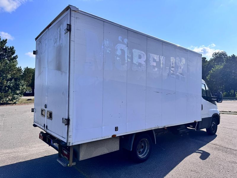 Iveco Daily (2016) 35S150 3.0 110 kW – skříň - fotka 12 z 12