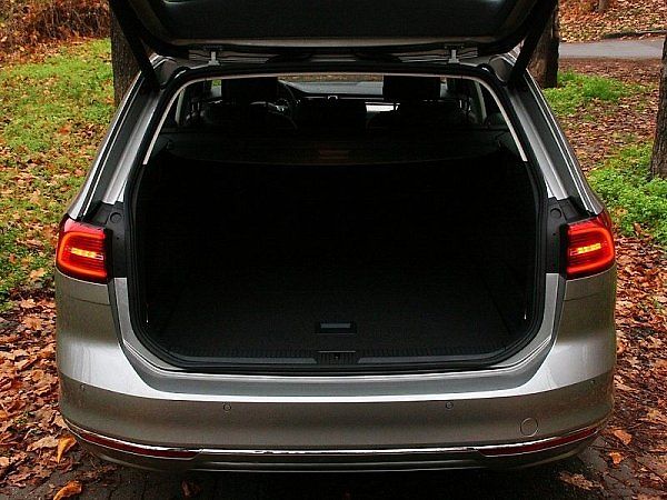 Volkswagen Passat.