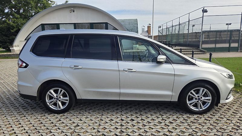 Ford Galaxy (2023) 2.0 EcoBl 110kW AT TITAN DPH - fotka 5 z 36