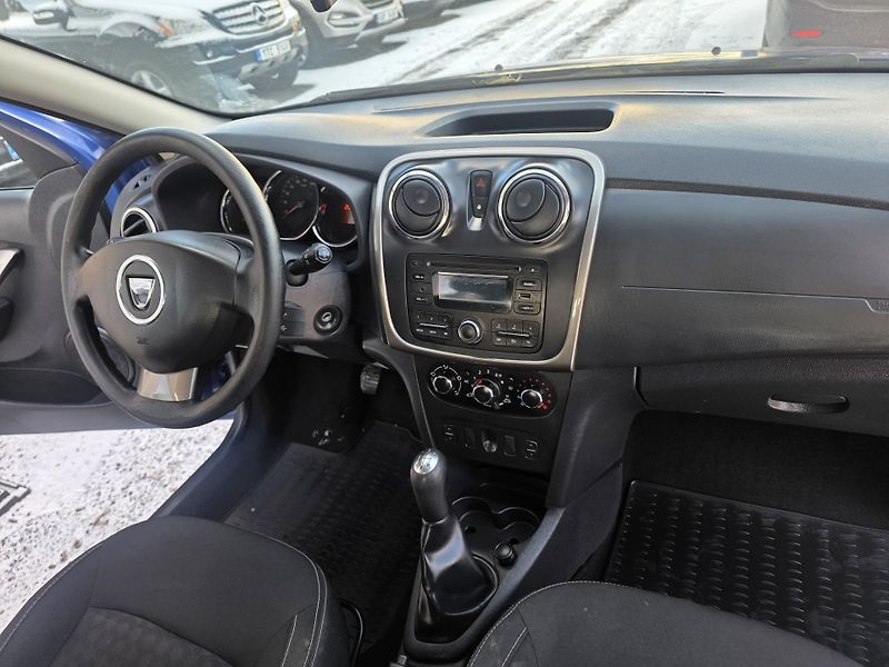 Dacia Sandero 1 2 TZ Klimatizace  - fotka 11 z 19