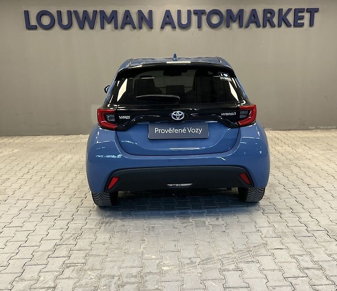 Toyota Yaris 1.5 Hybrid AT COMFORT STYLE TE - fotka 14 z 16