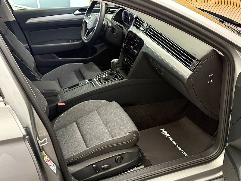 Volkswagen Passat 2.0TDI 110kW DSG IQ 360 Tažné - fotka 14 z 39
