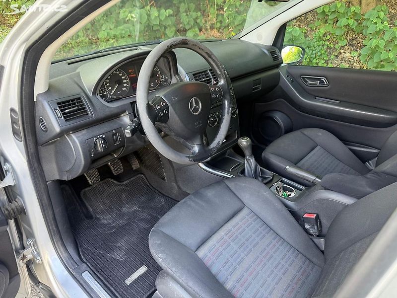 Mercedes-Benz Třídy A (2006) 150, 70kw - fotka 15 z 20