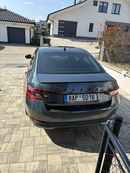 Škoda Superb (2021) - fotka 4 z 14