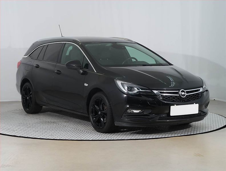 Opel Astra (2019) 1.6 CDTI, Automat, Navi - fotografie inzerátu