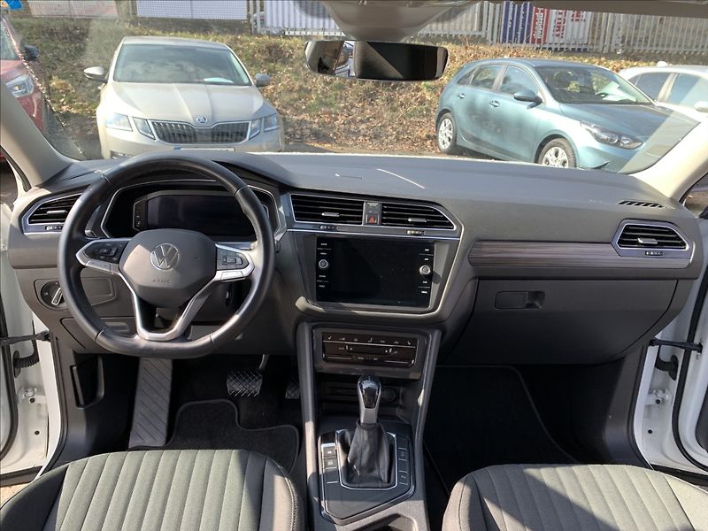 Volkswagen Tiguan Allspace 2,0 TDI DSG 1.MAJ.,ČR,SERVISKA - fotka 9 z 20