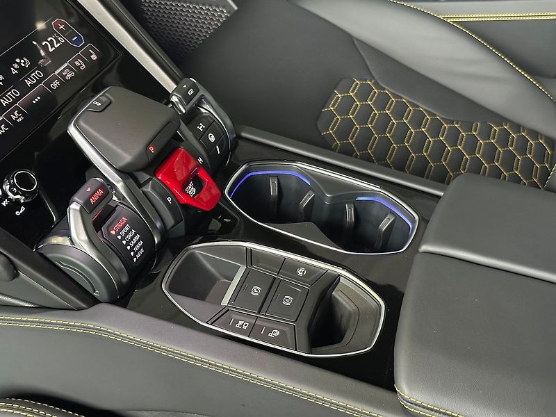 Lamborghini Urus Novitec Wide Body Kit, Masáž - fotka 46 z 51