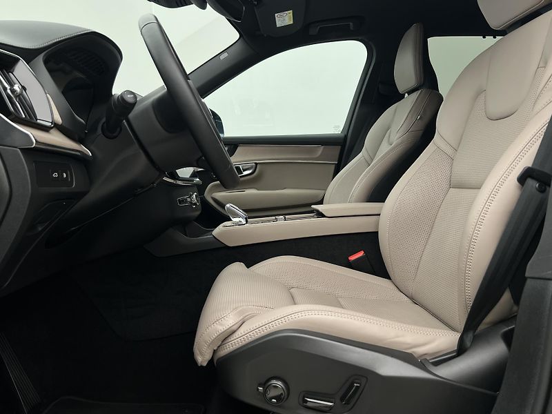 Volvo XC90 T8 AWD BRIGHT PLUS 7 MÍST - fotka 3 z 52