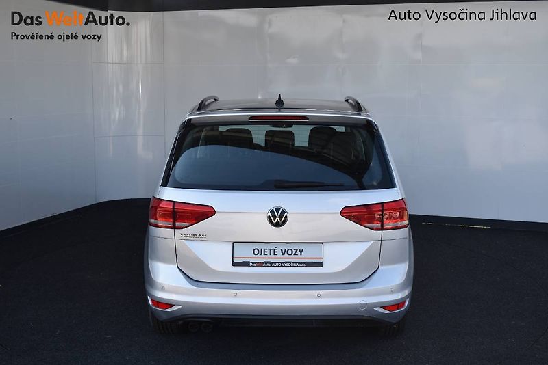 Volkswagen Touran (2021) 2.0TDI 110kW DSG, tažné - fotka 8 z 21