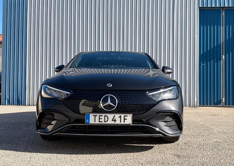 Mercedes-Benz EQE 300 AMG Kam Pano BLIS LED - fotka 2 z 22