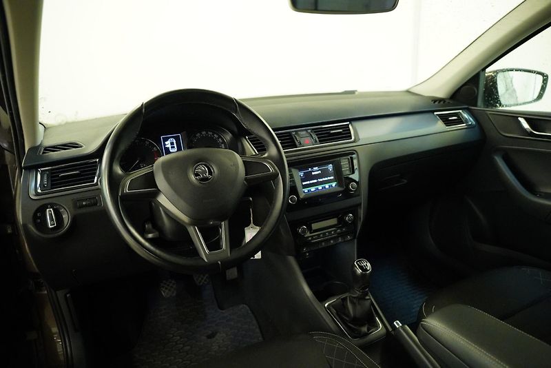 Škoda Rapid - fotka 6 z 6