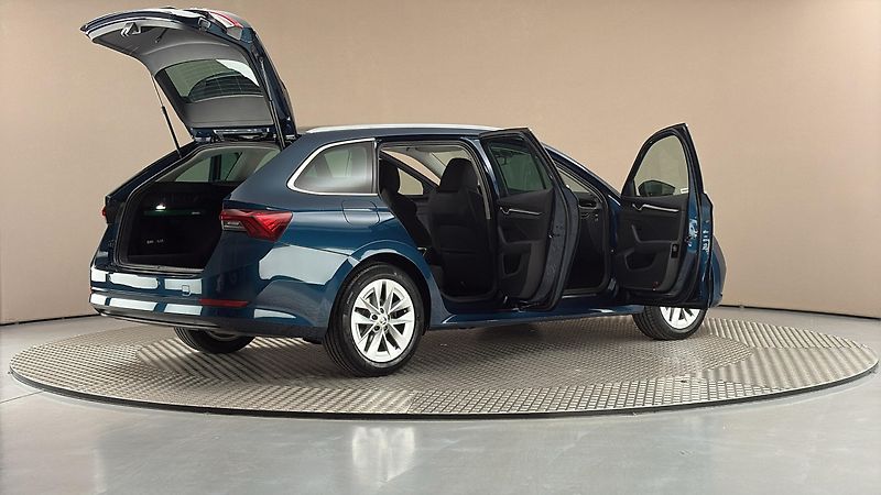 Škoda Octavia 2.0 TDI DSG 4x4 Style Combi - fotka 6 z 29