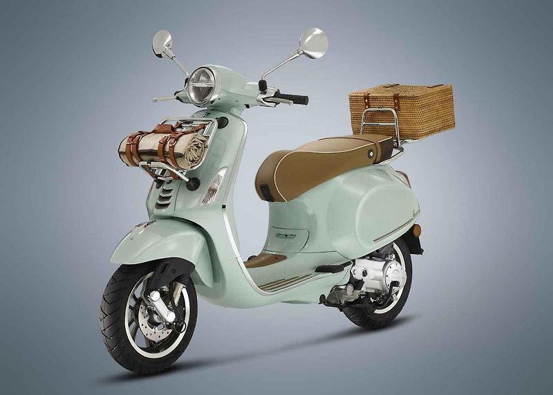 Vespa Primavera Pic Nic