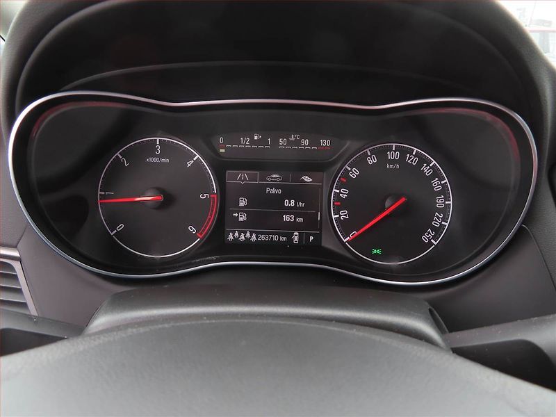 Opel Zafira (2018) 2.0 CDTI, Automat, 7 míst - fotka 11 z 22