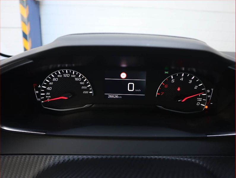 Peugeot 208 (2023) Active Pack 1.2 PureTech - fotka 11 z 19
