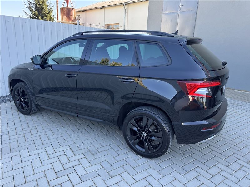 Škoda Karoq 1,5 TSI DSG SPORTLINE DPH ČR - fotka 10 z 50