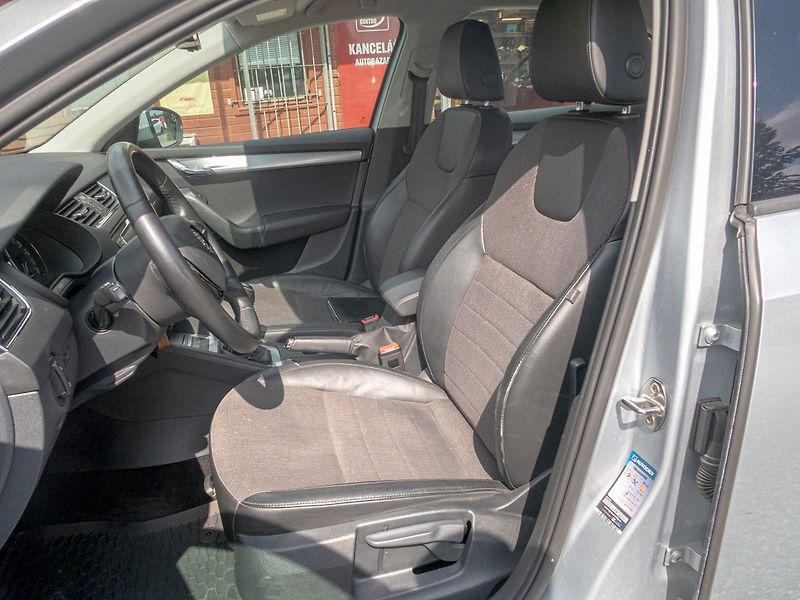 Škoda Octavia (2013) 1.4TSI 103KW – TAŽNÝ - fotka 14 z 46