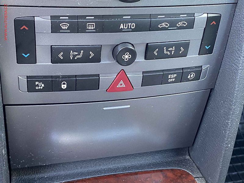 Peugeot 407 (2007) 2.0 HDi, Panor, tempo - fotka 14 z 18