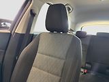 BMW X1 sDrive18d - náhled 14