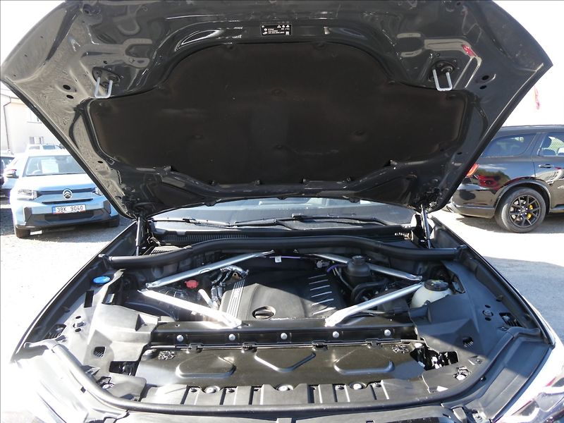BMW X5 3,0 xDrive30d AT8 M-Paket,záru - fotka 42 z 48