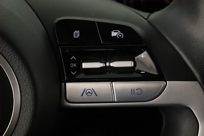 Hyundai Tucson (2023) 1.6 T-GDI 48V MHEV - fotka 20 z 21