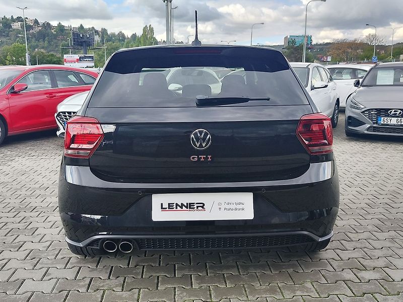 Volkswagen Polo 2.0 TSI/147kW GTI DSG - fotka 6 z 29