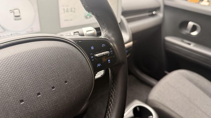 Hyundai Ioniq 5 (2021) Style 73kWh,REZERVOVÁNO - fotka 17 z 45