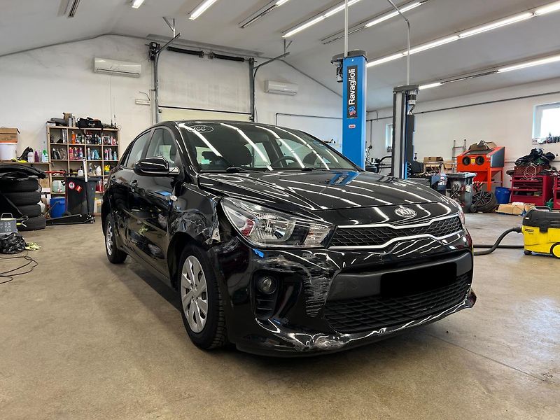 Kia Rio 1.2l 62 kW - fotka 1 z 14