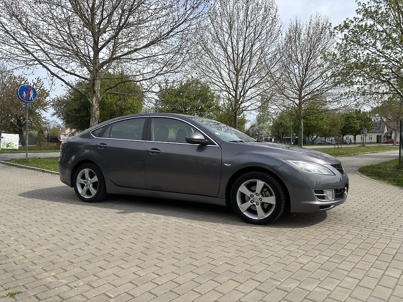 Mazda 6 1.8 Elegance - fotka 13 z 28
