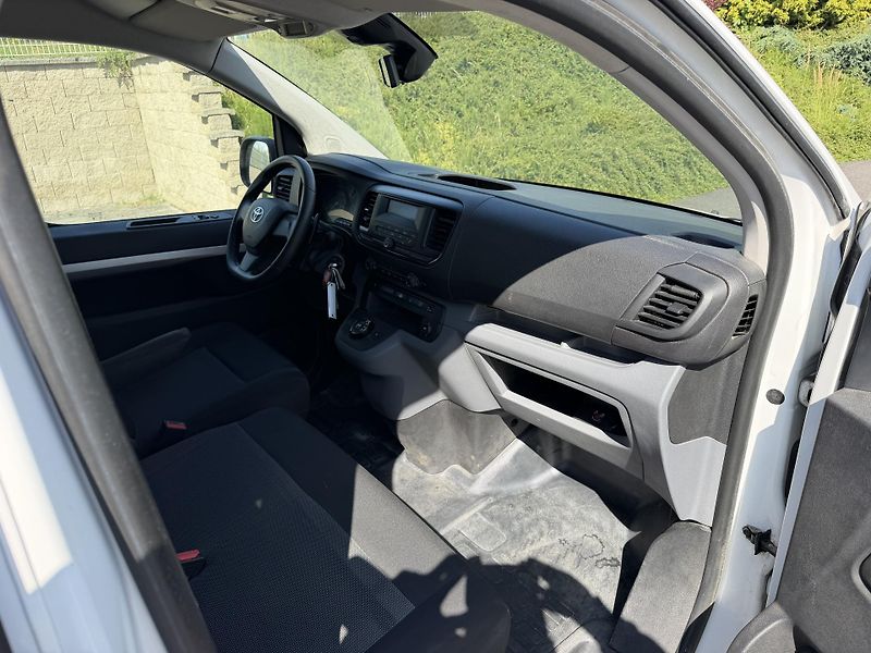 Toyota ProAce 2,0D 130kW automat závěs  - fotka 13 z 16