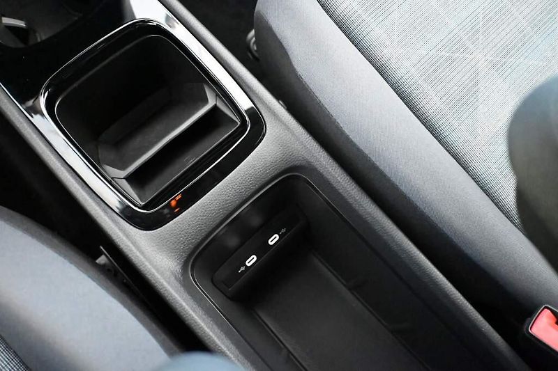 Volkswagen ID.3 (2021) Pure Performance LED Elektro - fotka 23 z 30