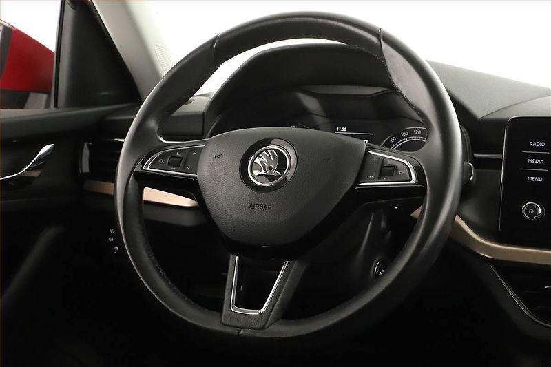 Škoda Kamiq (2020) Style 1.0 TSI, Tempomat - fotka 8 z 13