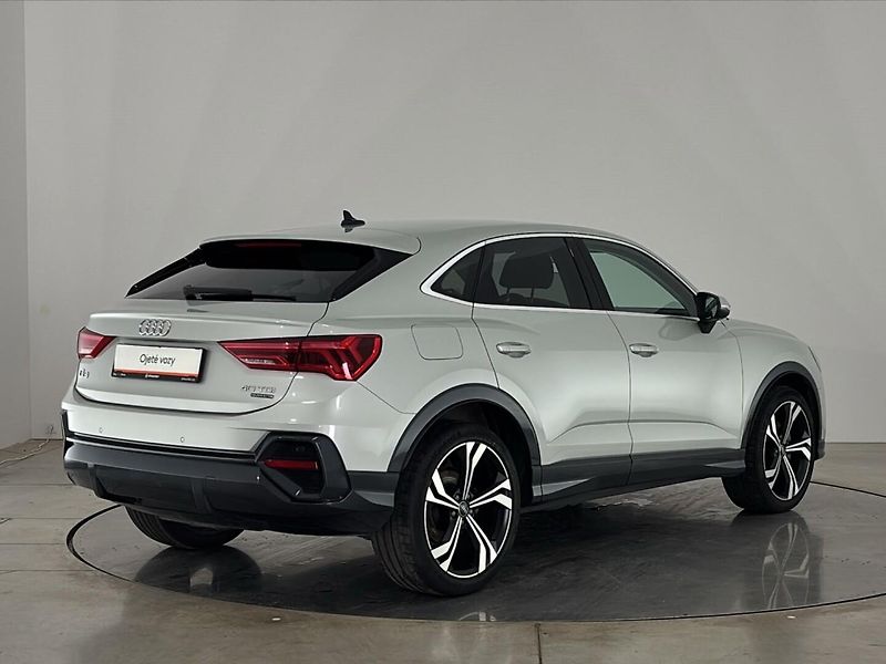Audi Q3 SPORTBACK quattro - fotka 2 z 30