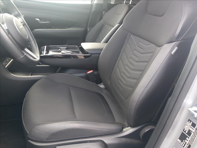 Hyundai Tucson 1,6 T-GDI PHEV AT 4WD PREMIUM - fotka 18 z 25