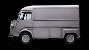 Uvezl 1,2 tuny a i dnes je oblíbený jako food truck