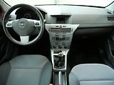 Opel Astra (2011) 1.4 16V, 1.maj,ČR, Klima - náhled 8